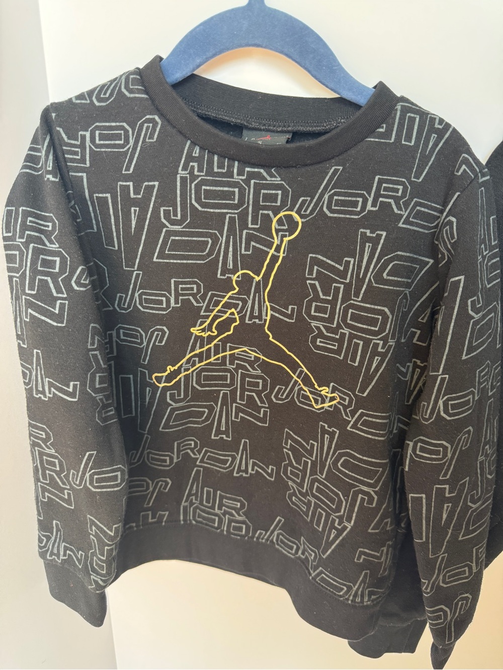 Jordan Men's Black Crewneck Sweatshirt with Pants